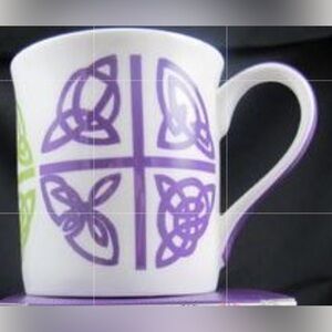 WILD GOOSE STUDIO CELTIC
LOVE CROSS COFFEE /TEA CUP